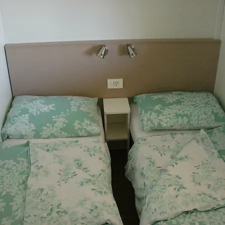 Mobile Mia Murter Holiday park 3*