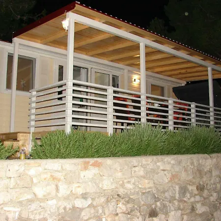 Holiday park Mobile Mia Murter 3*
