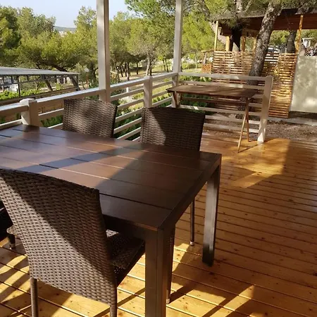 Mobile Mia Murter Holiday park 3*